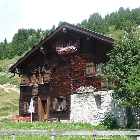 Huserhus Parterre Lägenhet Riederalp